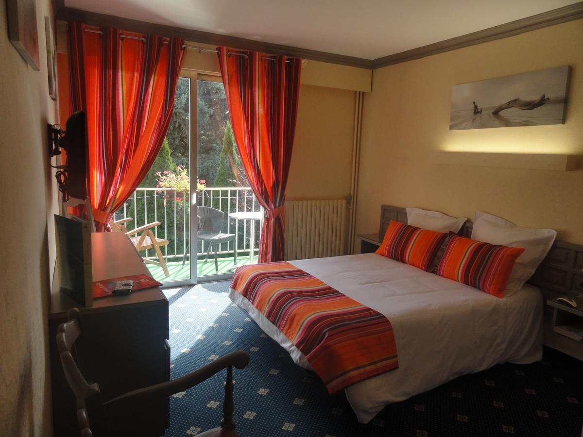 Le Jardin Hotell Saillagouse Eksteriør bilde